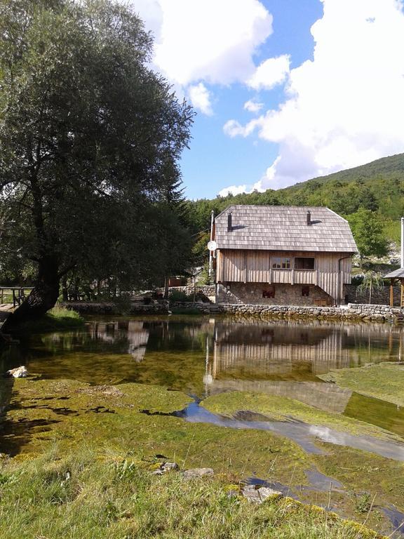 Gacka Rooms Vrhovine ภายนอก รูปภาพ