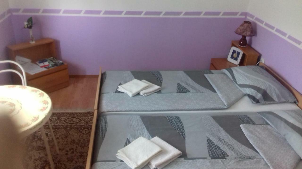 Gacka Rooms Vrhovine ภายนอก รูปภาพ