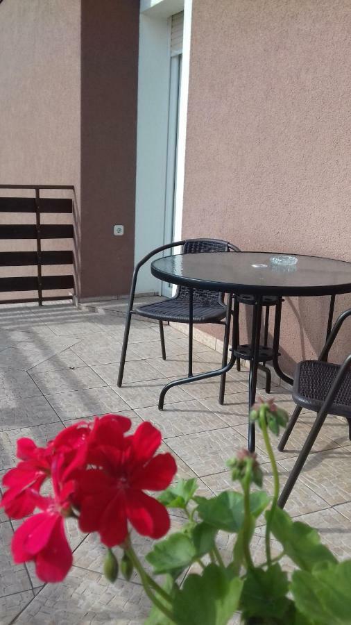 Gacka Rooms Vrhovine ภายนอก รูปภาพ